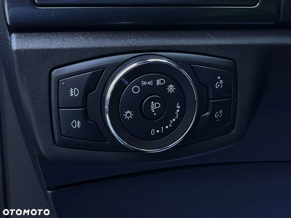 Ford Mondeo SW 2.0 TDCi S&S PowerShift-Aut Titanium - 26