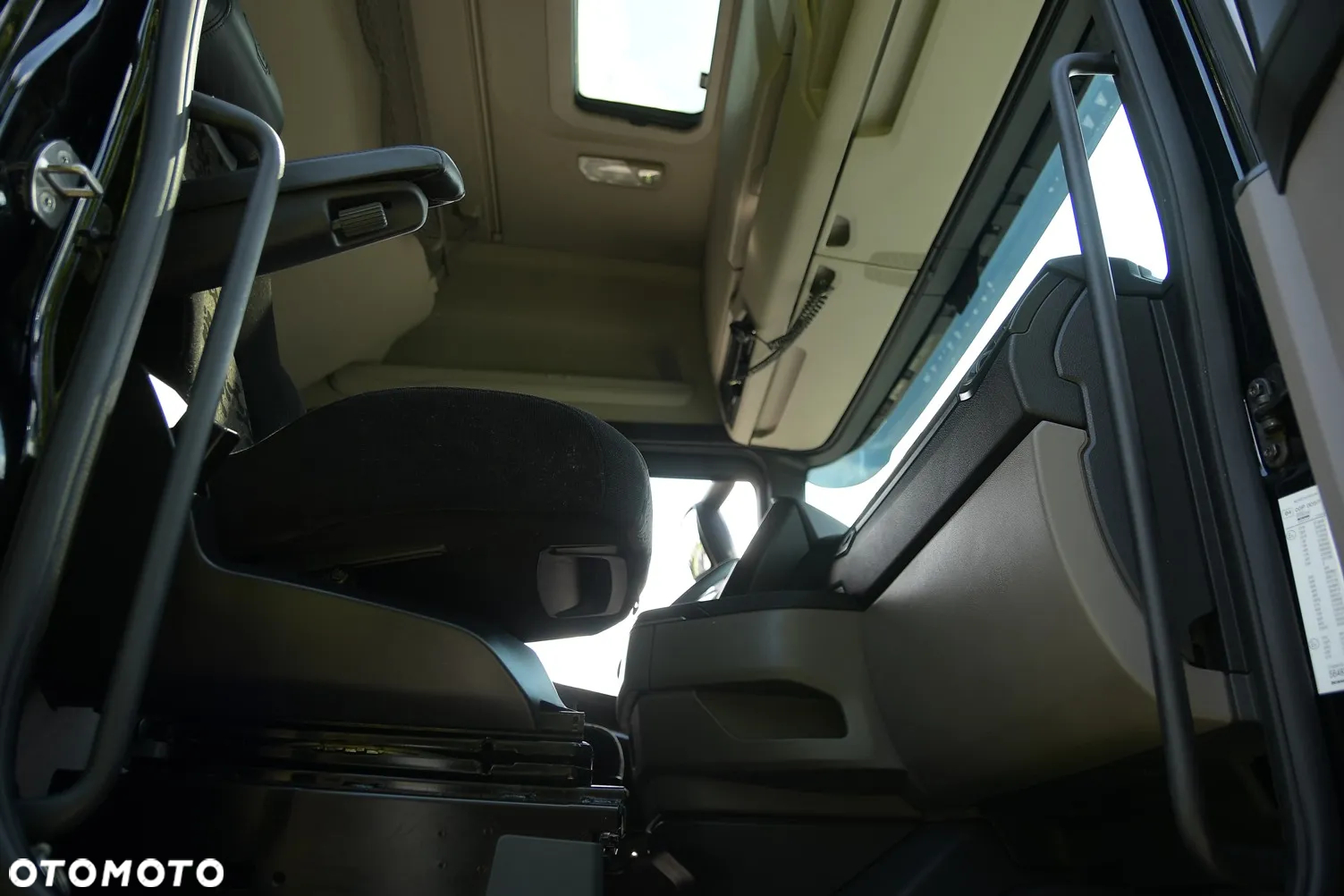Scania S450 ///* 2022//* /STANDARD///* JEDYNE 451 TYŚ KM///* RETARDER///* KLIMATYZACJA POSTOJOWA///* FULL LED///* ZABUDOWY MIĘDZYOSIOWE///* WAGA///* STAN BARDZO DOBRY - 15