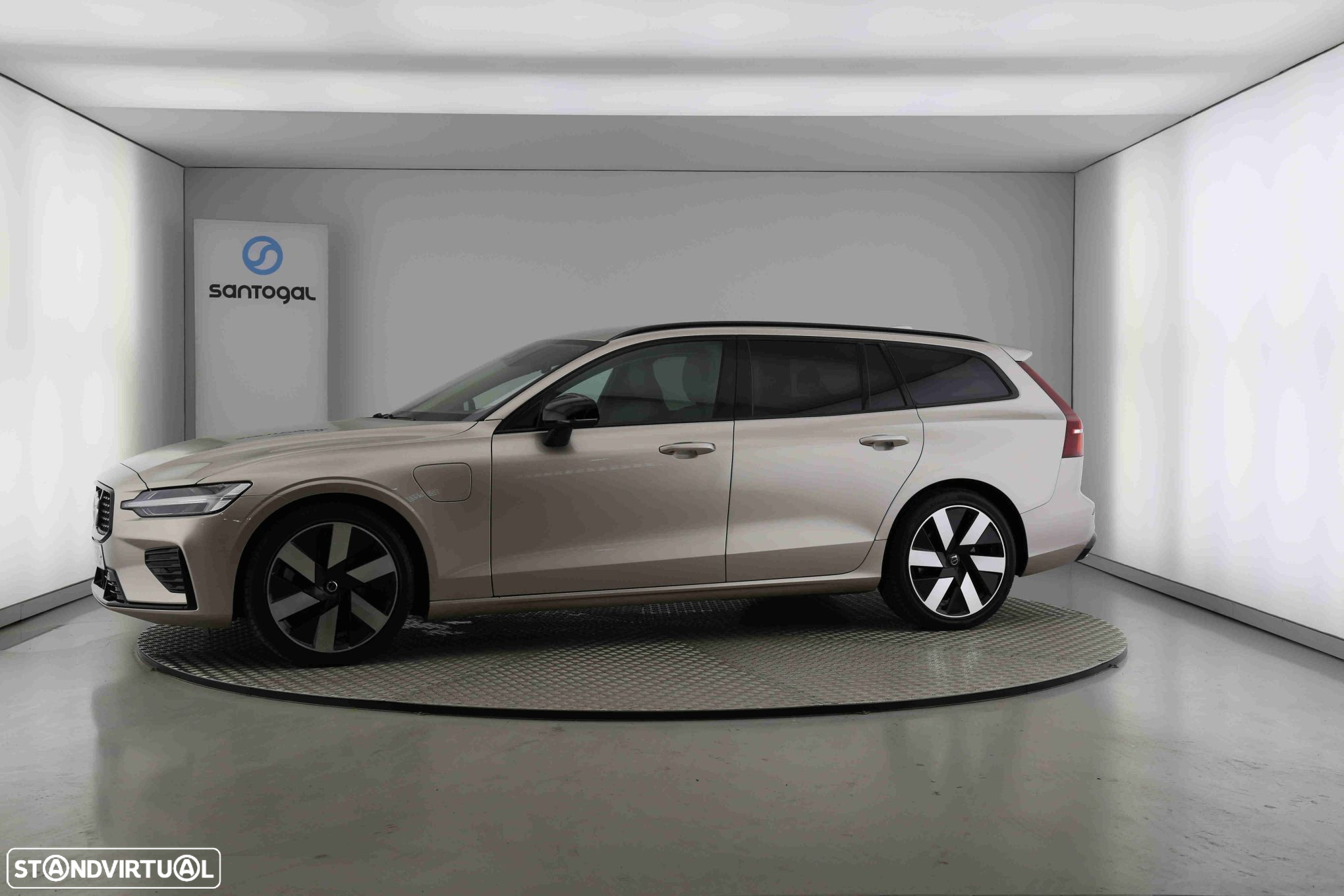 Volvo V60 2.0 T6 AWD TE Plus Dark - 6