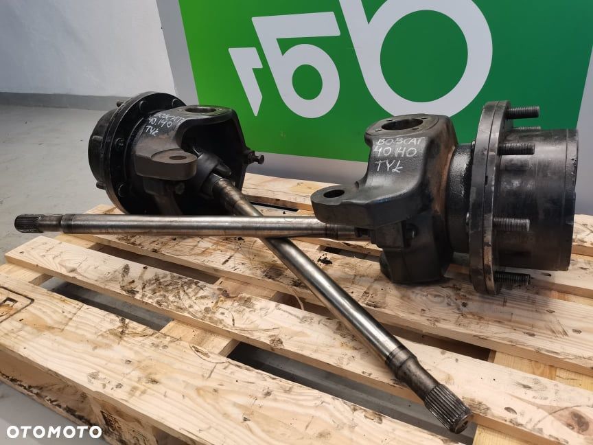 Zwolnica Zwrotnica Półoś Bobcat T 40170 - 4