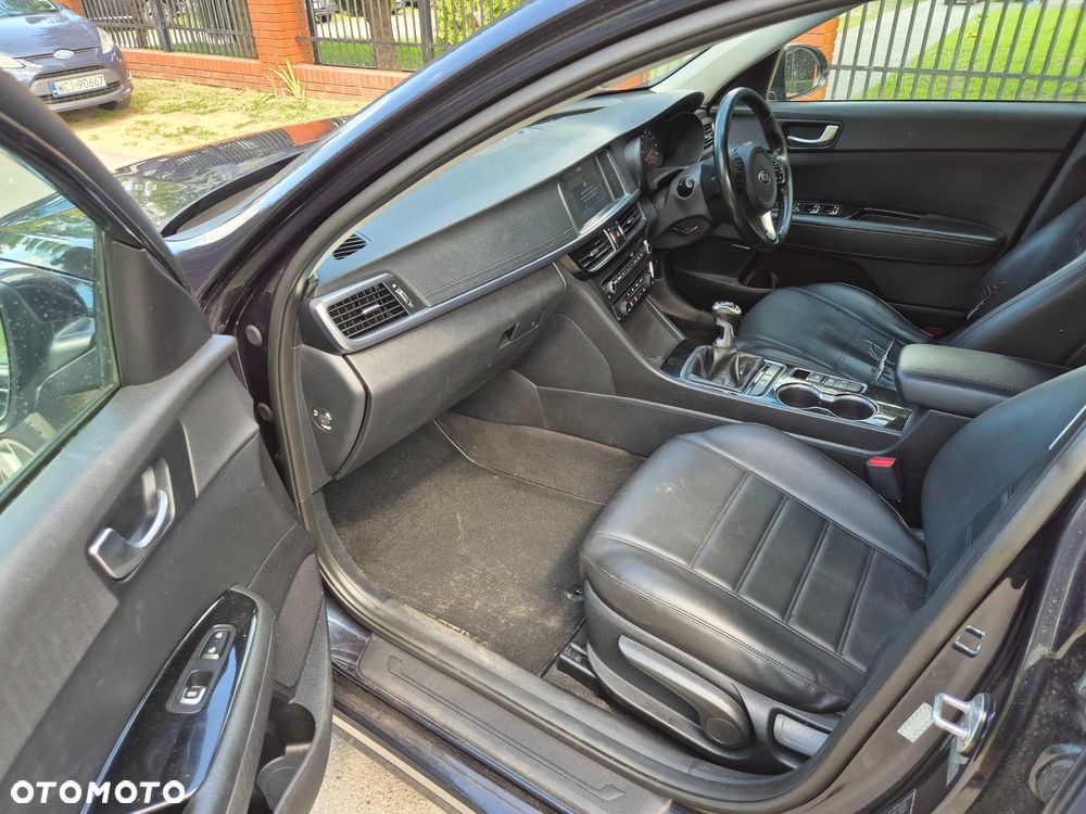 Kia Optima - 6