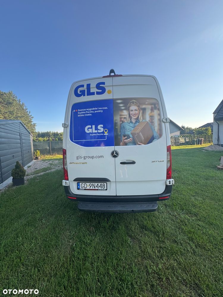 Mercedes-Benz Sprinter - 7