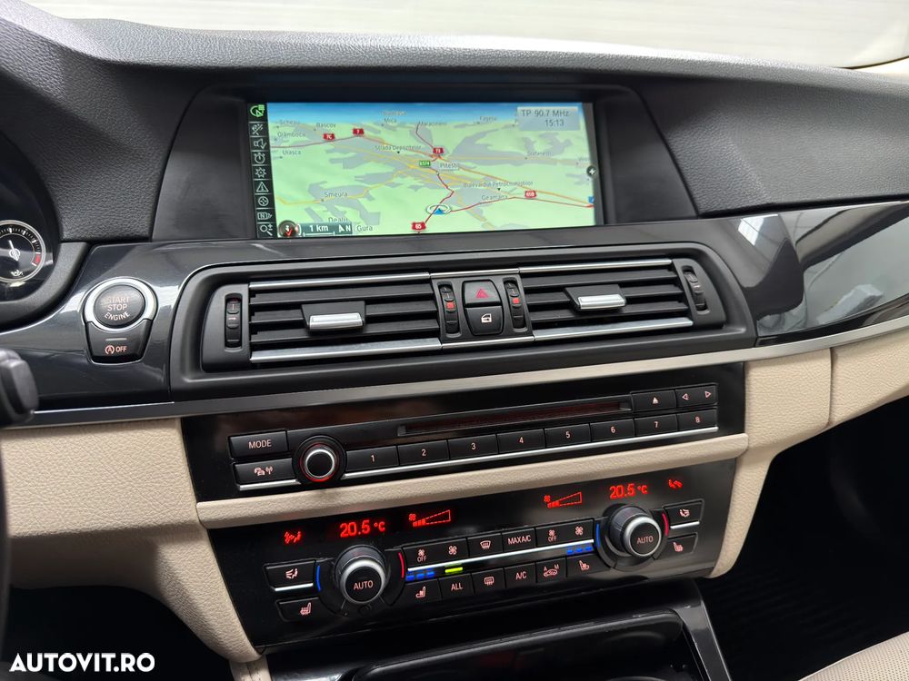 BMW Seria 5 520d Aut. - 32