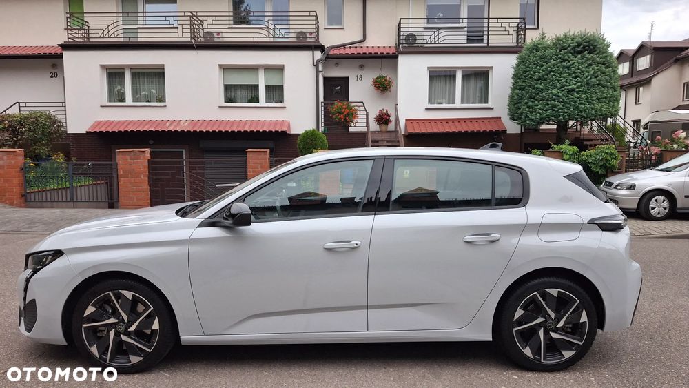 Peugeot 308 - 1