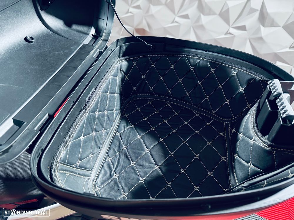 Suzuki V DL STROM 250 - 29