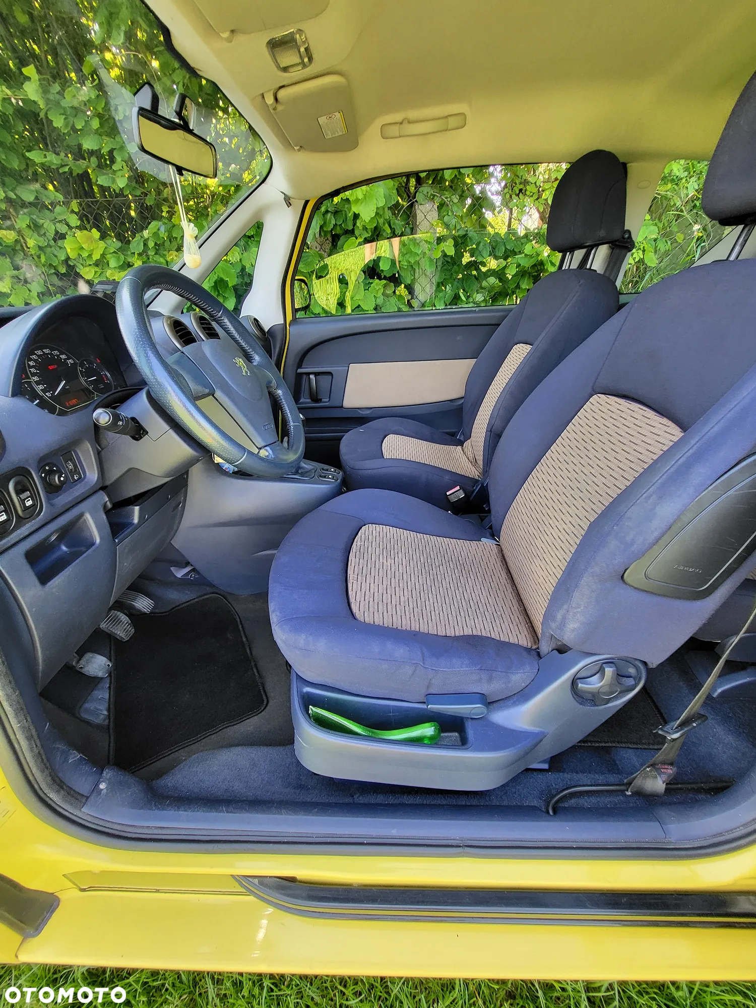 Peugeot 1007 - 14