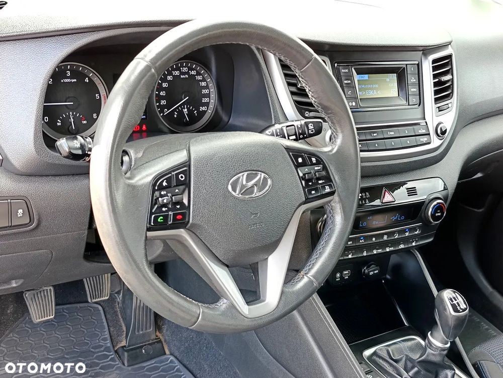 Hyundai Tucson 2.0 CRDi 4WD Passion Plus - 23