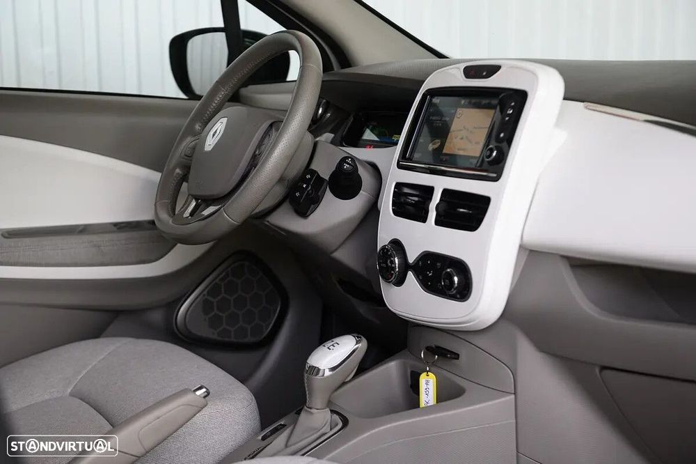 Renault Zoe (c/ Bateria) 41 kwh Intens - 24