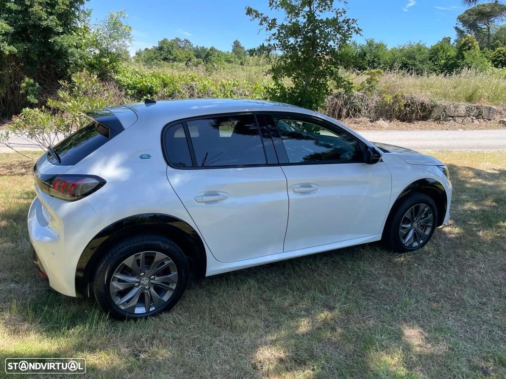 Peugeot e-208 50 kWh Allure - 2