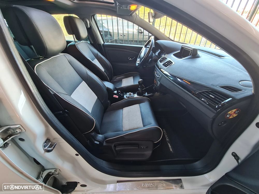 Renault Mégane Sport Tourer 1.5 dCi Bose Edition SS - 32
