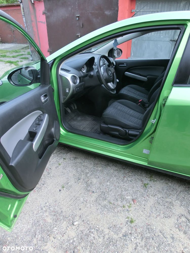 Mazda 2 1.3 Exclusive - 7