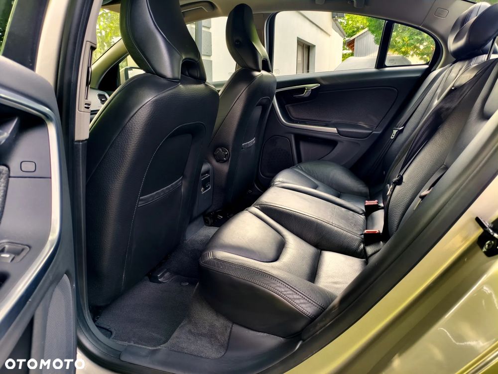 Volvo S60 DRIVe Summum - 23