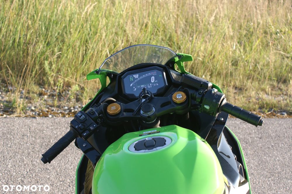 Kawasaki Ninja 400 - 8