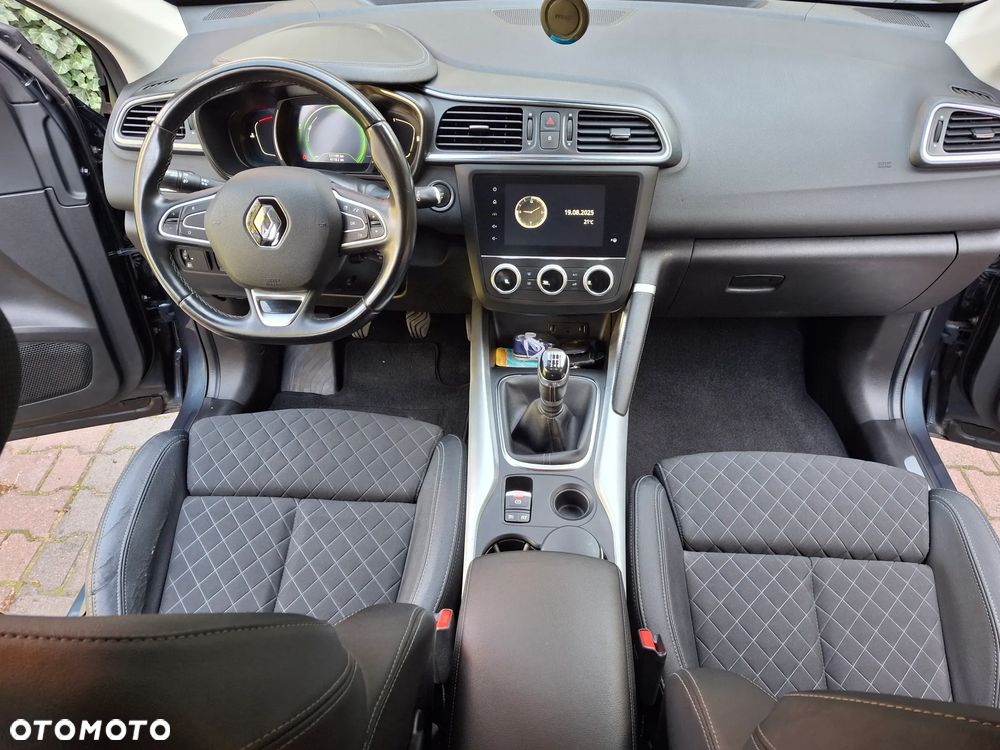 Renault Scenic ENERGY TCe 130 INTENS - 16