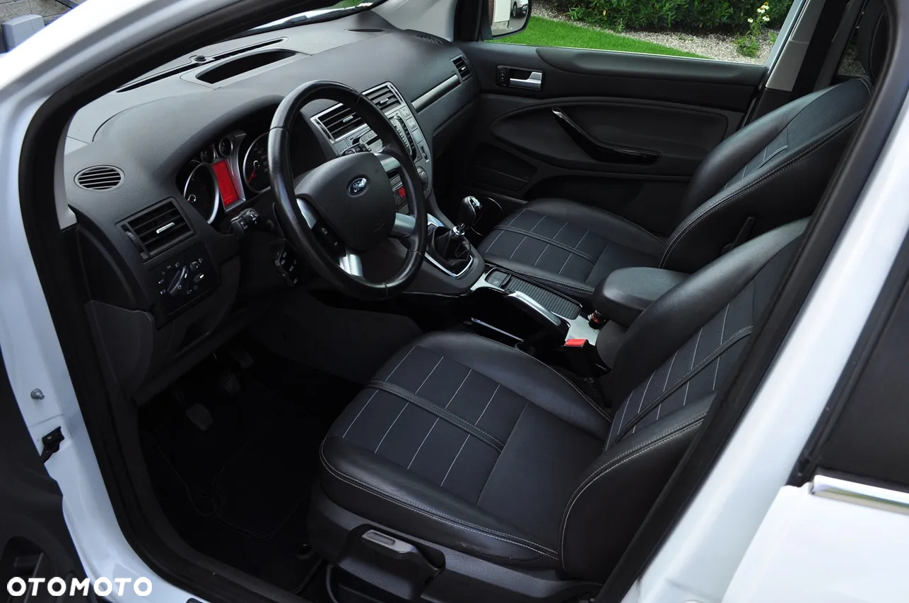 Ford Kuga - 5