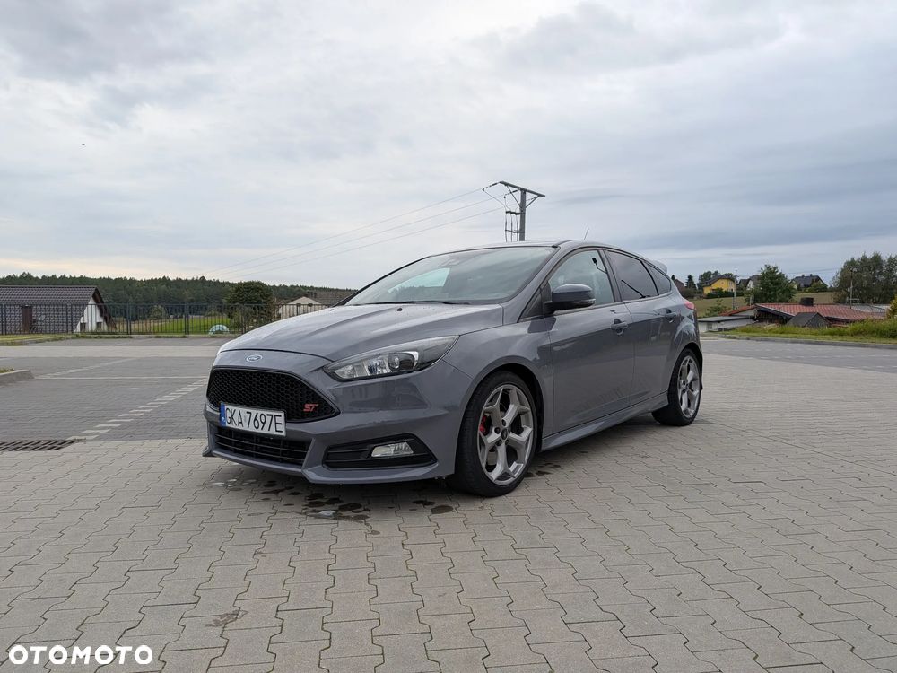 Ford Focus 2.0 TDCi ST-2 - 2