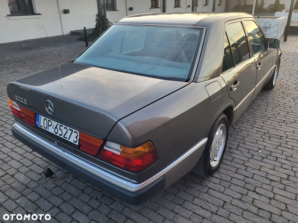 Mercedes-Benz W124 (1984-1993) - 8