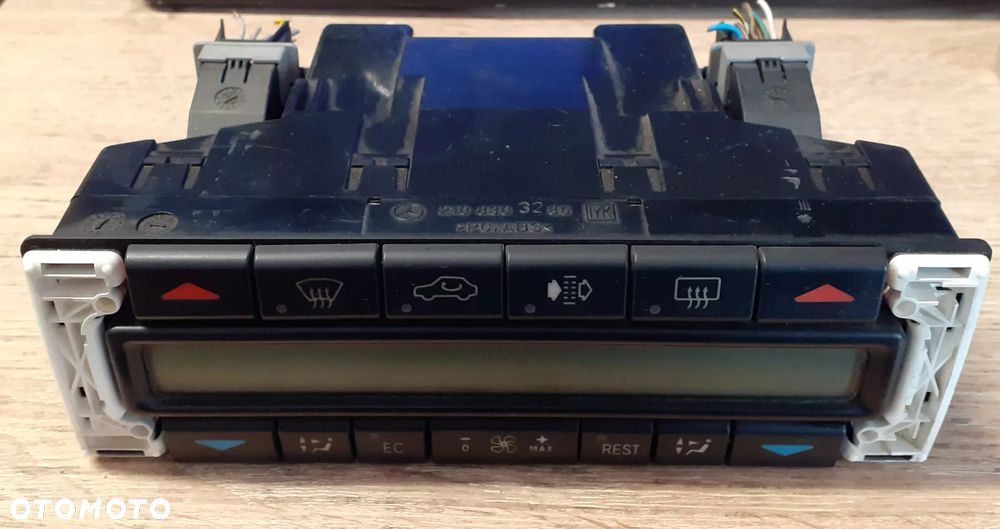 PANEL KLIMATYZACJI MERCEDES W210 E KLASA W202 C KLASA CLK W208 SLK R170 - 2