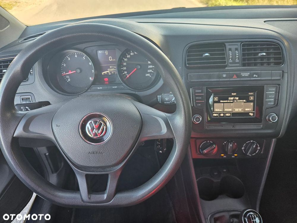 Volkswagen Polo - 10