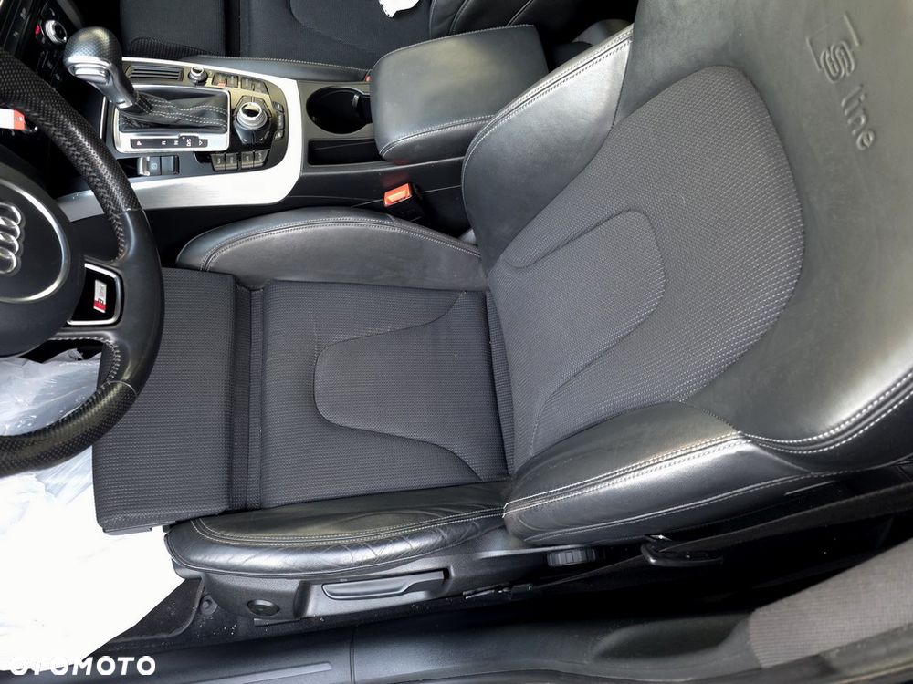 Audi A4 Avant 2.0 TDI Quattro S tronic - 11