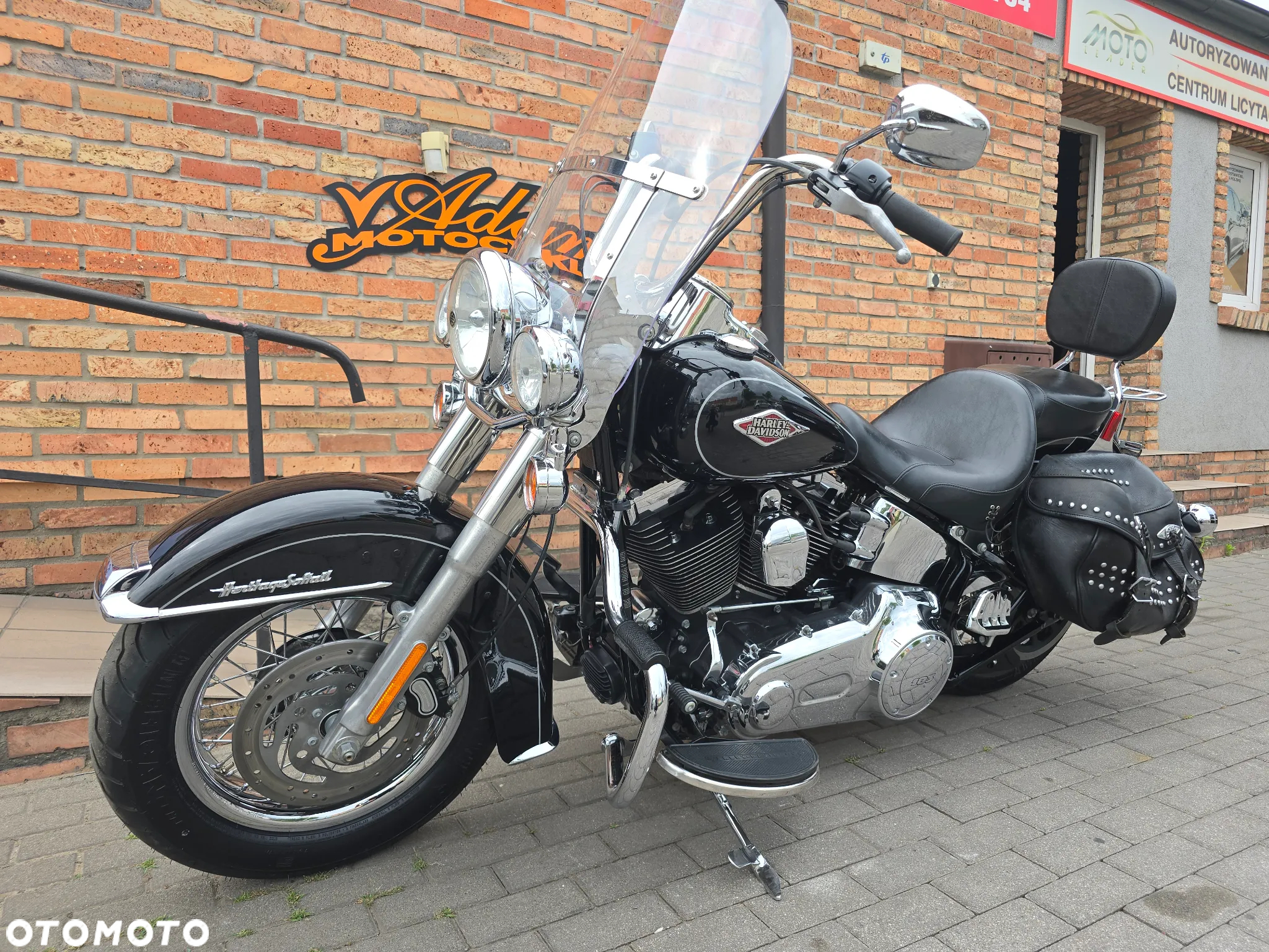 Harley-Davidson Softail Heritage Classic - 15