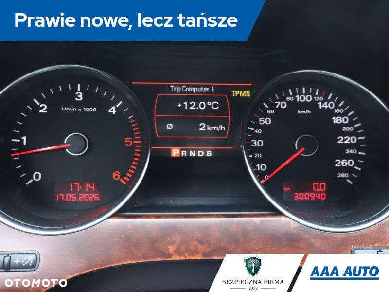 Audi A8 - 13