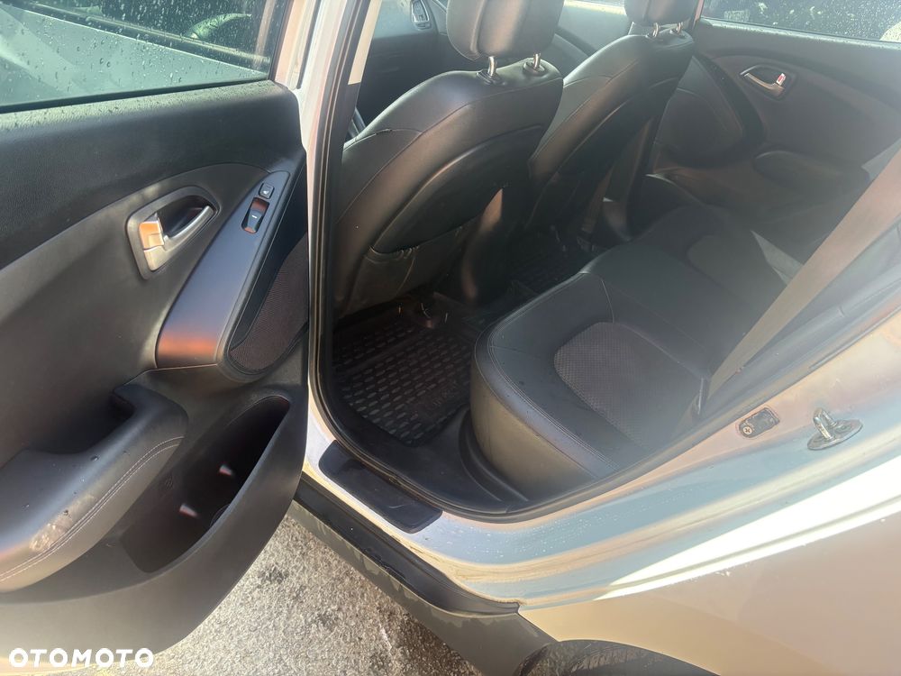 Hyundai ix35 2.0 Premium 2WD - 12
