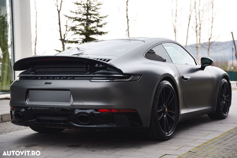 Porsche Carrera GT - 4