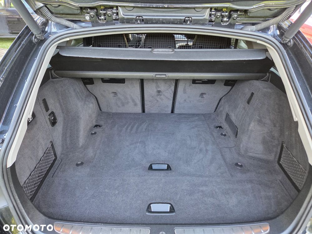 BMW Seria 3 320d Edition M Sport Shadow - 22