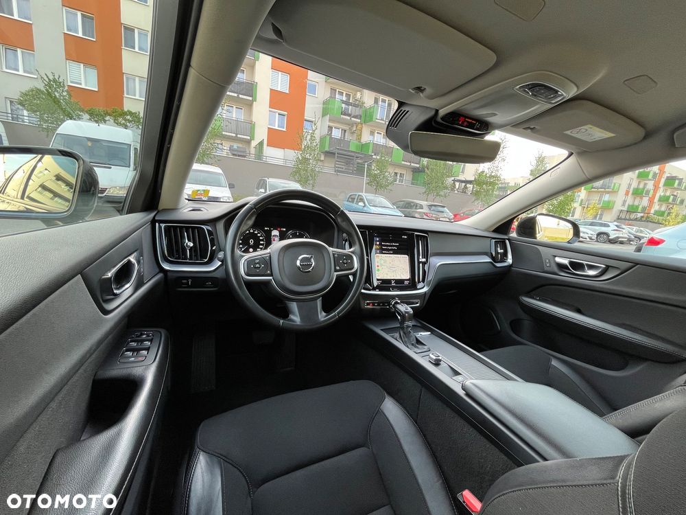 Volvo V60 D3 Geartronic Momentum Pro - 29