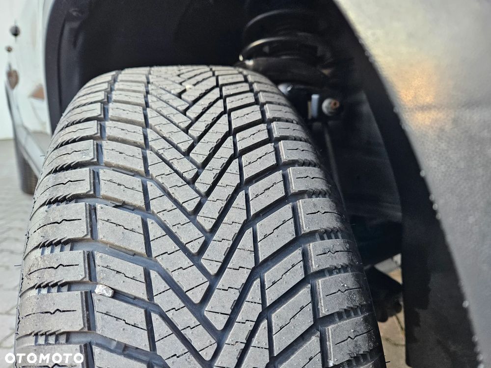 Volkswagen Tiguan 1.4 TSI BlueMotion Technology Exclusive - 32