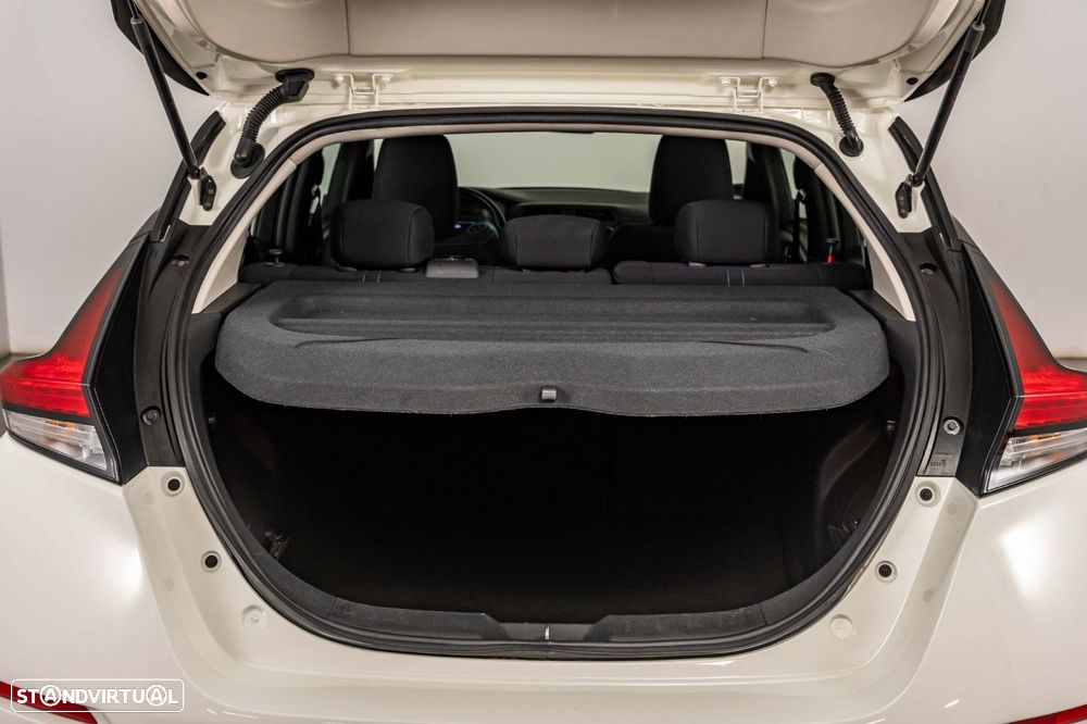 Nissan Leaf N-Connecta - 13