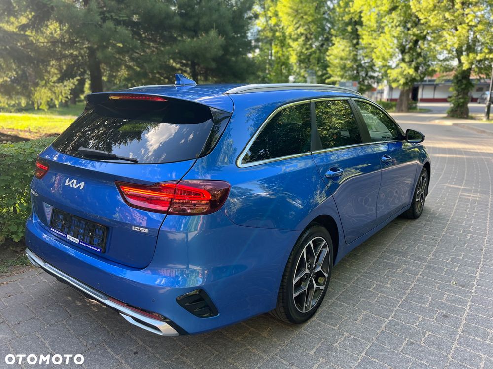 Kia Ceed 1.6 GDI DCT OPF Platinum Edition - 3