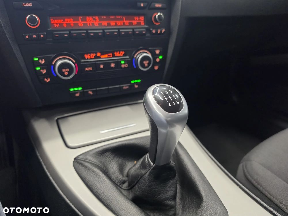 BMW Seria 3 318i Edition Lifestyle - 33