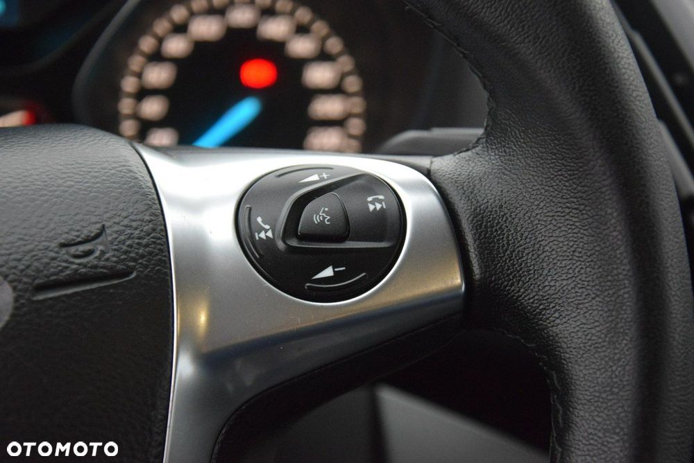 Ford Kuga 2.0 TDCi 2x4 Trend - 28