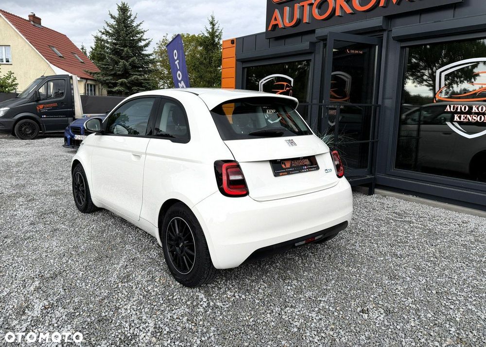 Fiat 500e - 4