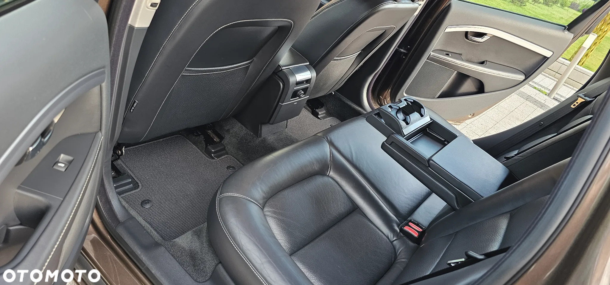 Volvo V70 D4 Geartronic Summum - 8
