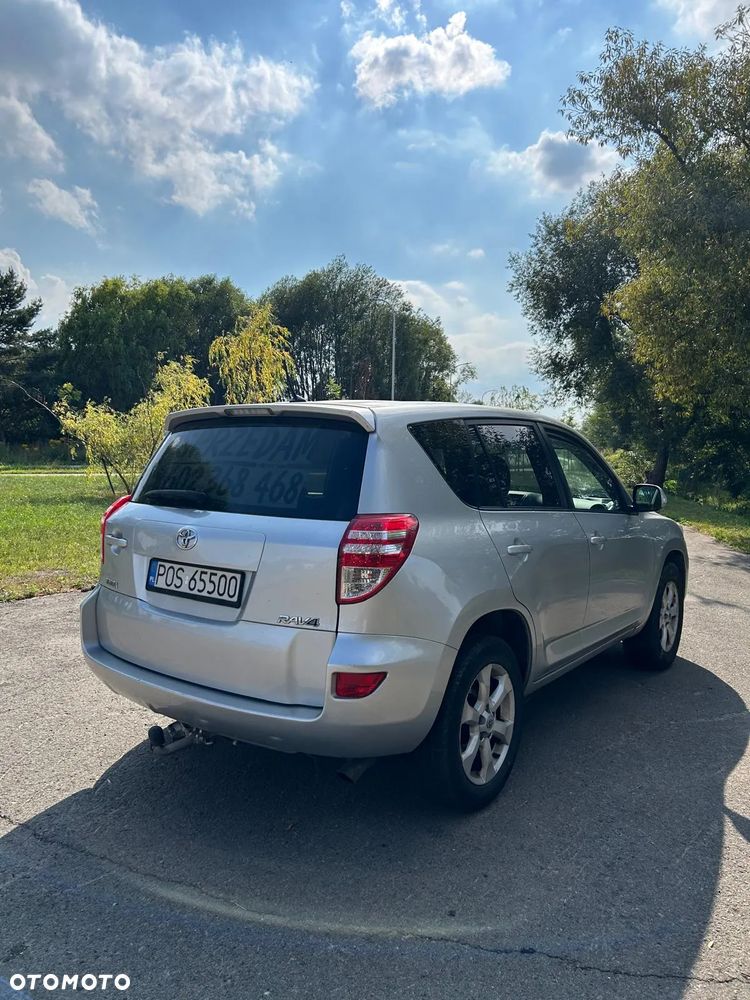 Toyota RAV4 2.2 D-4D Premium - 4