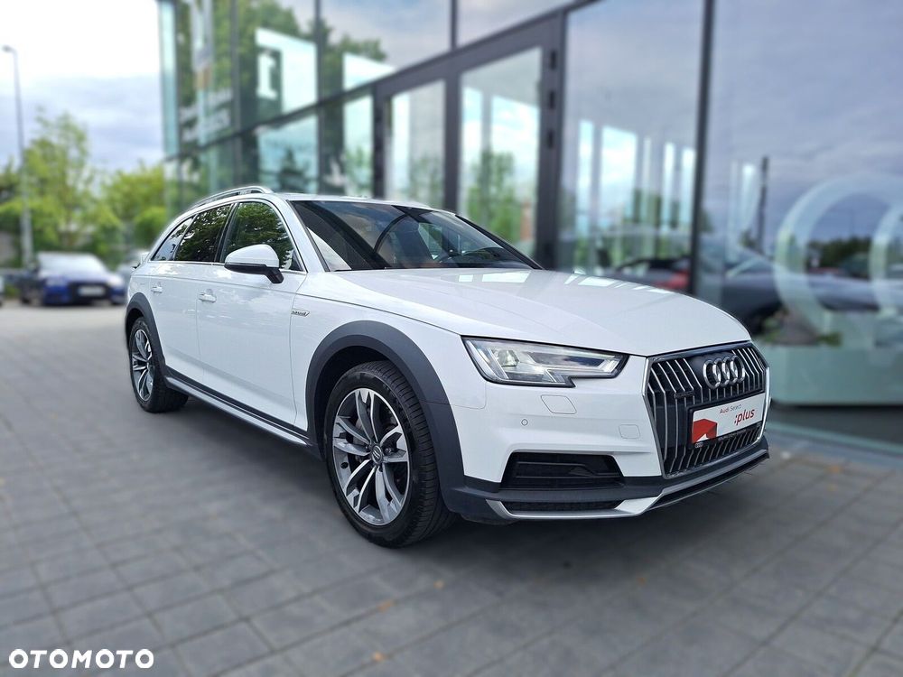 Audi A4 Allroad - 36