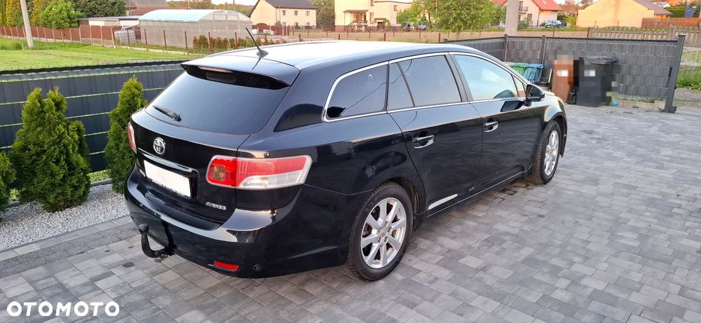 Toyota Avensis 2.0 Prestige NAVI - 16