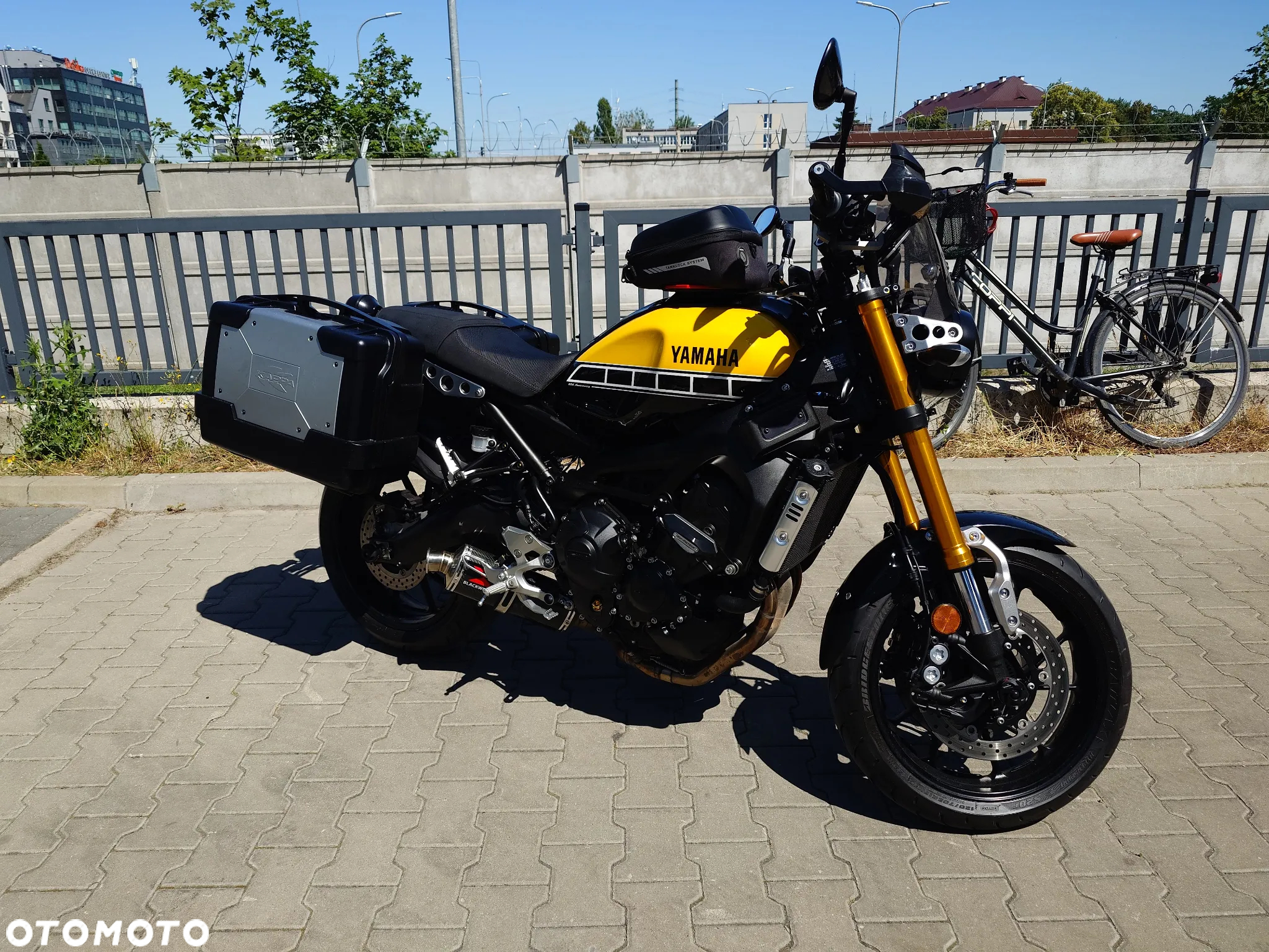 Yamaha XSR - 2