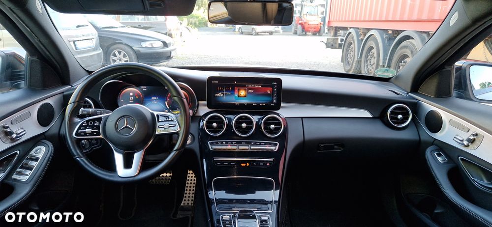 Mercedes-Benz Klasa C 220 d T 9G-TRONIC AMG Line - 21