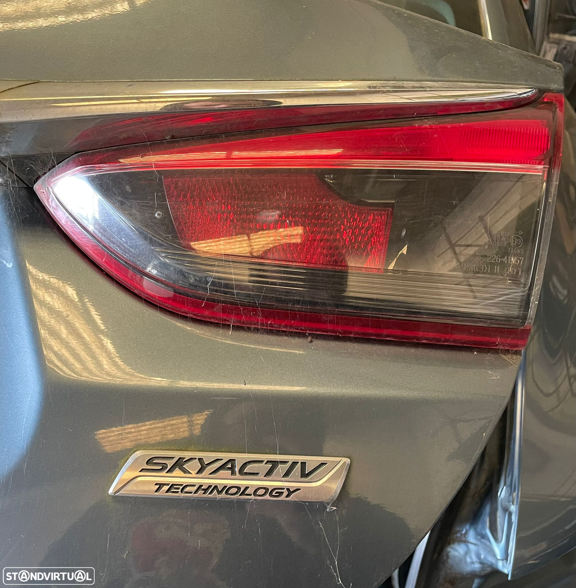 Farolim traseiro da mala Mazda 6 2012-2017 - 2
