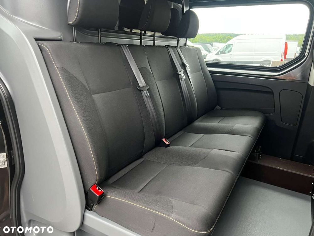 Renault Trafic Long  doka 6-osobowy - 29