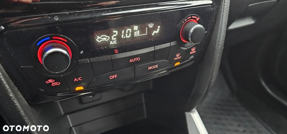 Suzuki Vitara 1.4 Boosterjet Allgrip Comfort+ - 23