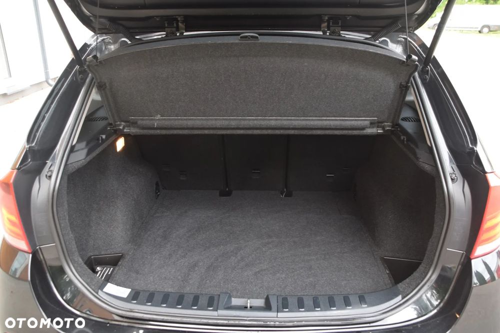 BMW X1 sDrive18d Sport Line - 15