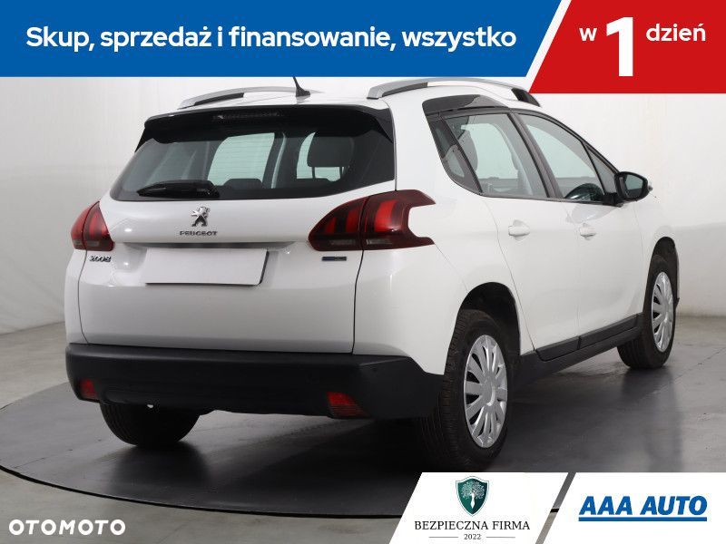 Peugeot 2008 - 7