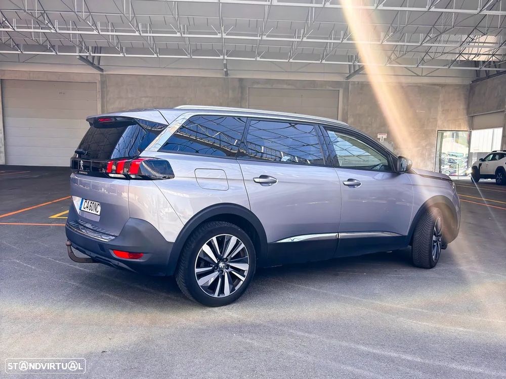 Peugeot 5008 - 3