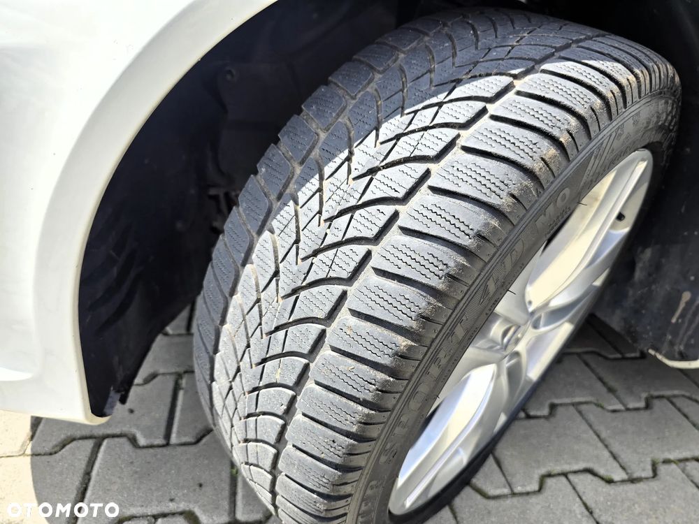 Mercedes-Benz Klasa C 180 CGI Automatik BlueEFFICIENCY SPORT EDITION - 19