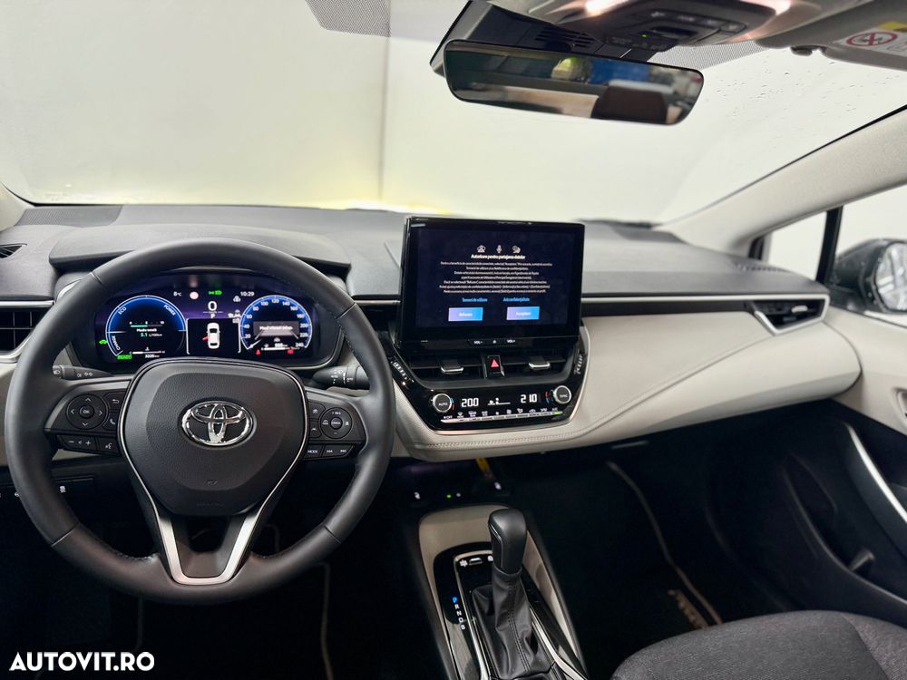 Toyota Corolla 1.8 HEV Dynamic - 6